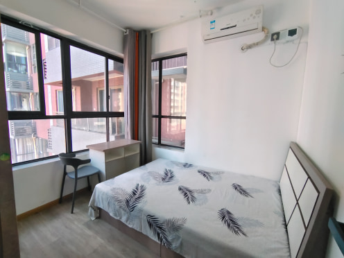 合租·天来汇景 4居室 东卧