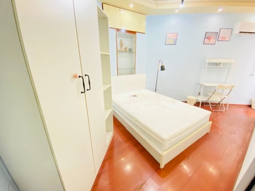 合租·青青河畔 5居室 南卧