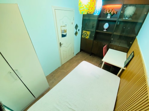 合租·秀水花园 5居室 北卧