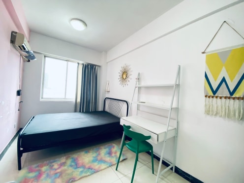 合租·秀水花园 5居室 南卧