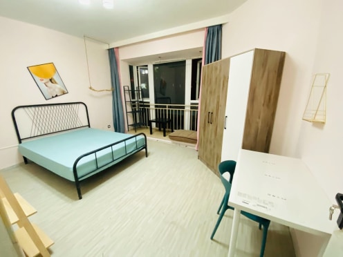 合租·建银大厦 5居室 东南卧