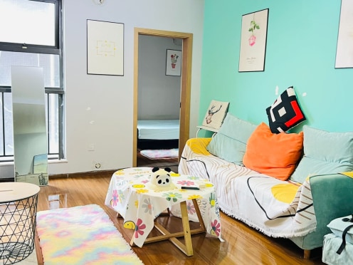 独栋·搏裕公寓 雕墅店 可短租可月付近新南门地铁站 2室1厅