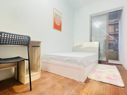 合租·望江橡树林一期 5居室 东南/南卧