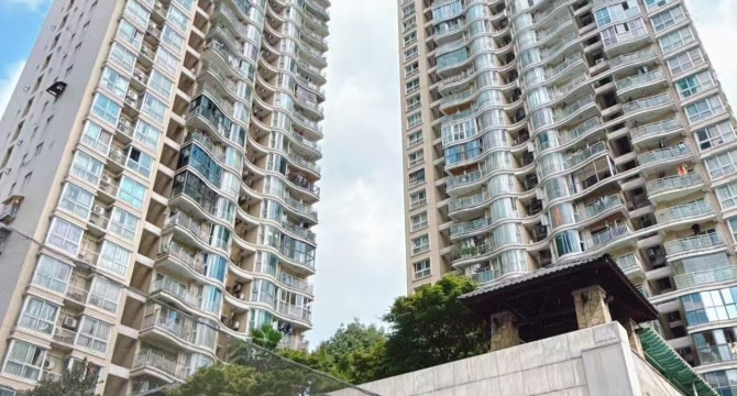 万友康年国际公寓店