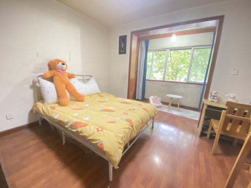 合租·人民南路四段9号院 4居室