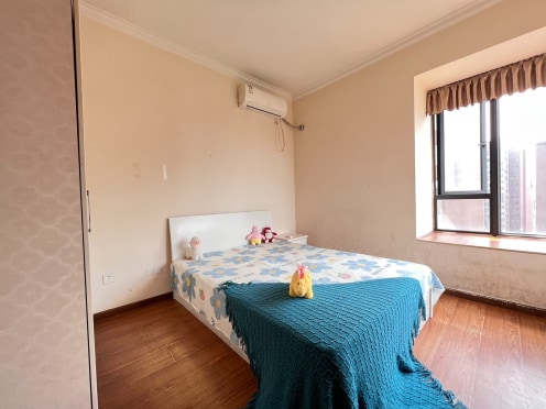 合租·华侨凤凰国际城 4居室