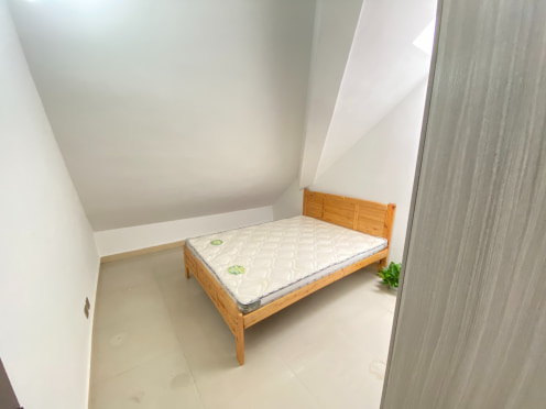 合租·英国小镇彩舞园 5居室