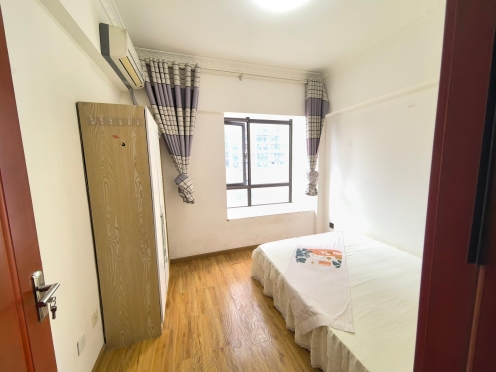 合租·中航国际交流中心 4居室