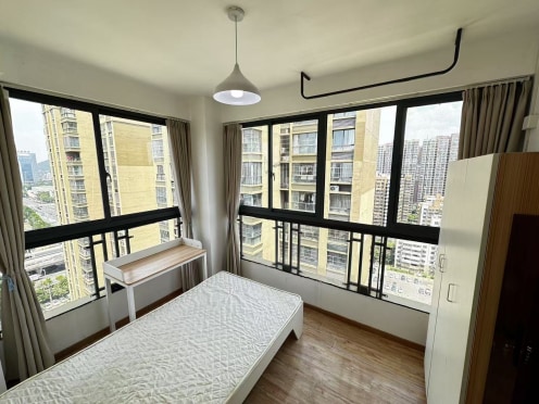 合租·和一花园 5居室 北卧