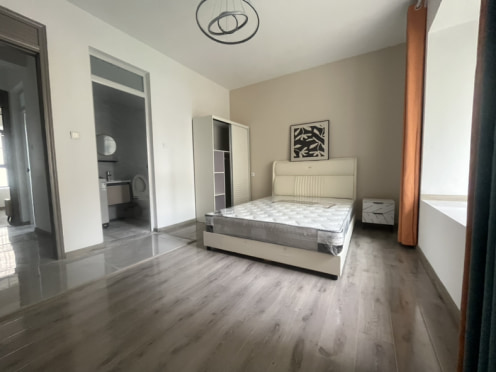 合租·北雁湖金茂湾 4居室 南卧