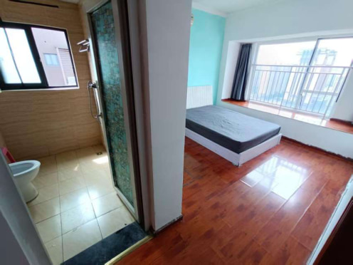 合租·光明城市 3居室 南卧