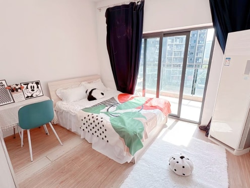 合租·花样年美岸 3居室 南卧