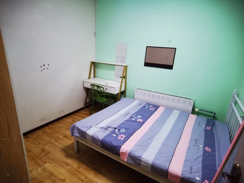 合租·和泓四季 5居室 北卧