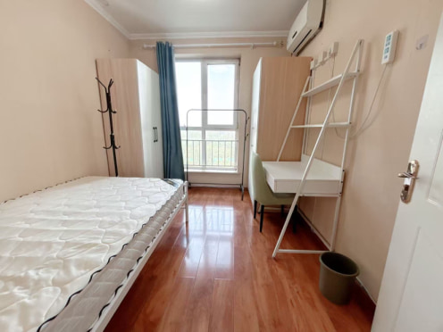 合租·北纬40度二期 4居室 北卧