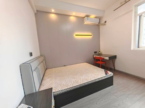 合租·合能珍宝琥珀 3居室 南卧