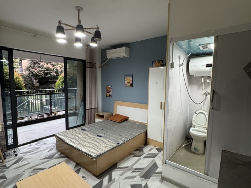 合租·海伦天麓 3居室 南卧