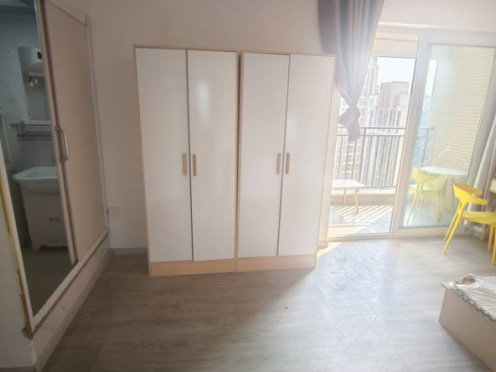 合租·合能枫丹铂麓一期 3居室 南卧