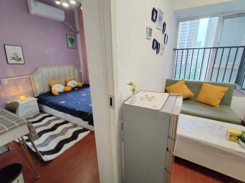 合租·华润云庭 3居室 南卧