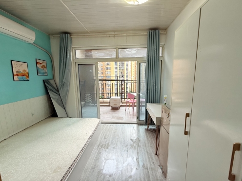 合租·中海右岸 3居室 南卧