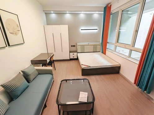 合租·西财学府尚郡 3居室 南卧