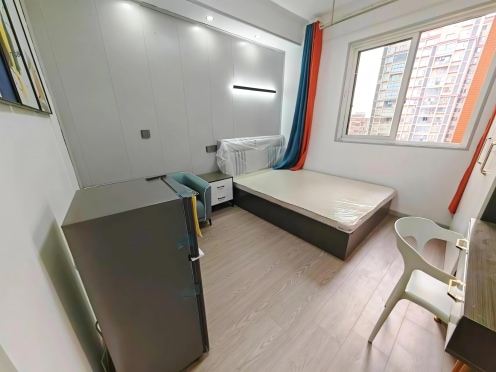 合租·雅砻阳光花园 3居室 南卧