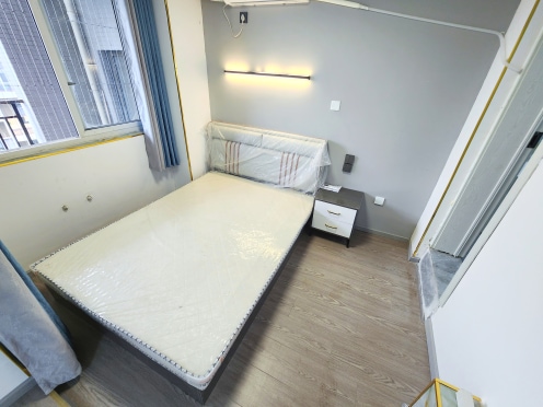 合租·西财学府尚郡 3居室 南卧