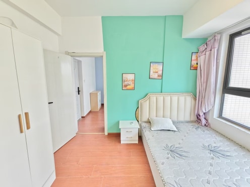 合租·合能枫丹铂麓三期 5居室