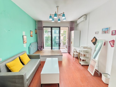 合租·合能枫丹铂麓三期 5居室