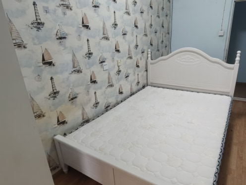 合租·绿地国际花都一期 5居室 南卧