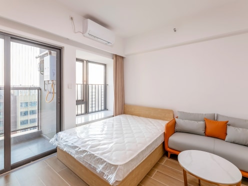 独栋·华强创领寓 华强时代广场店 直达科技园 11号线地铁口 单间 独立阳台 楼下即商场 精装拎包住 押一付一 开间