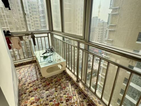 合租·鸿仕雅居 5居室 东南/西南卧