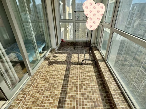 合租·鸿仕雅居 5居室 南卧