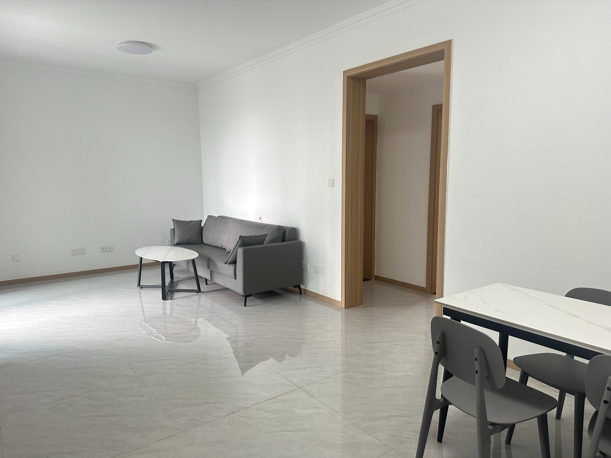 精选公寓·龙湖冠寓