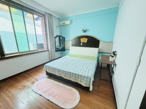 合租·颐得苑 5居室 南卧