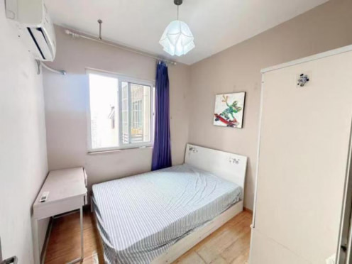 合租·黄金时代(高新区) 3居室 南卧