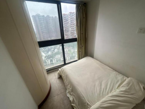 合租·每日汇城 3居室 南卧