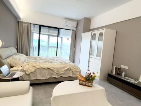 独栋·优居 玉树里B3店 （不短租）超大阳台单间  干湿分离  24小时物业安保 1室1厅