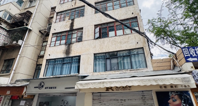 电影公司宿舍店