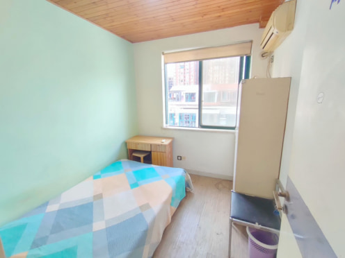 合租·东方新城 4居室 南卧