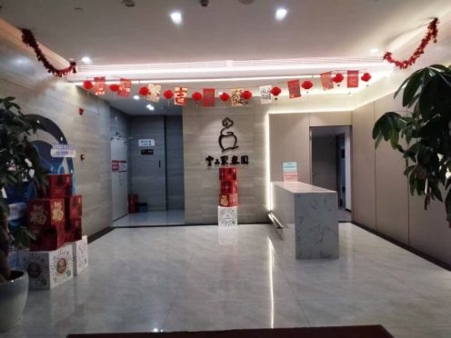 独栋·嘉悦公寓 新华商场店 无中介费【直租】电1元，水7元每吨【无中介】   紫阳地铁口【电梯】【房东直租】 【专人管理】 1室1厅