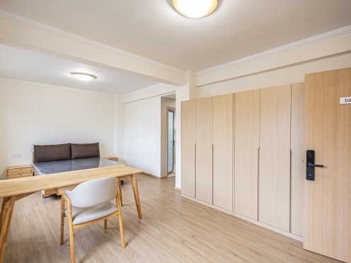 独栋·U厝公寓 金山桔园泰园店 万达旁，泰园，合租精装1房，电梯高层，押一付一，民水民电。捷 1室1厅