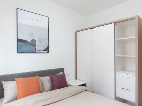 独栋·城家公寓 城家公寓镇江大港新区店 随时看房 可开票 租期灵活 可养宠物！付三押一！无中介费 3室1厅