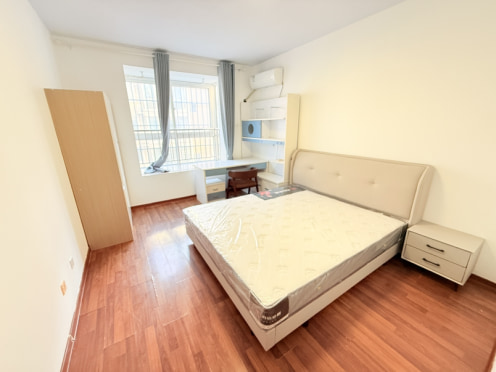 合租·凤凰台新村 3居室 南卧