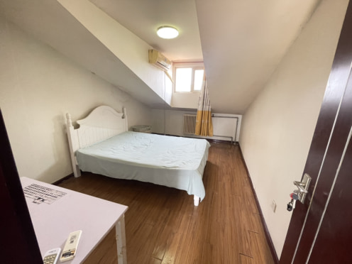 合租·林景山庄 3居室 北卧