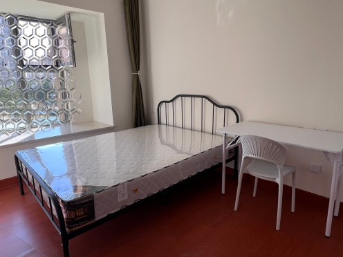 合租·恒大中央广场 4居室 南卧