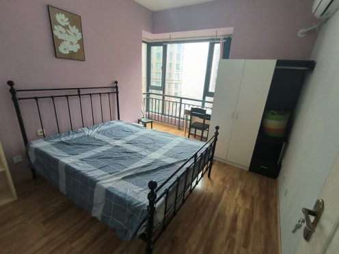 合租·塔子山壹号 4居室 东卧