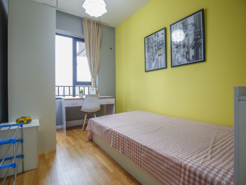 合租·格林城 5居室 南卧