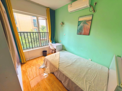 合租·蓝光金双楠二期 3居室 东南/南卧