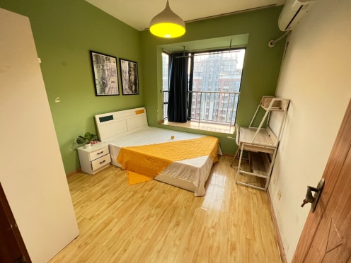 合租·紫东芯座 5居室 南卧