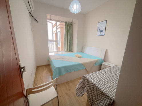 合租·锦辰佳苑 5居室 南卧